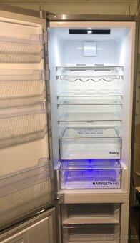 Velká vysoká lednice Beko 202,5cm - 12