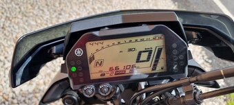 Yamaha MT 10 - 12