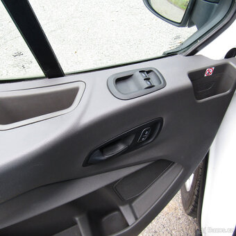 Ford Transit 2,0EcoBlue 96kw, 2020, L3H2, NAJETO 177 861km - 12
