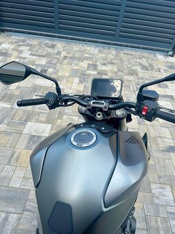 Honda 1000 hornet - 12