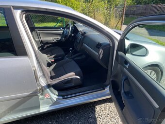 Volkswagen Golf V 1.9 TDI 77kW - 12