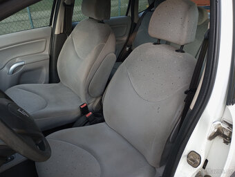 CITROEN C3 2004 1.4HDI - 12