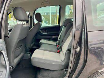 Škoda Roomster 1.2 TSI 63kW Sportpaket,ServisŠkoda - 12