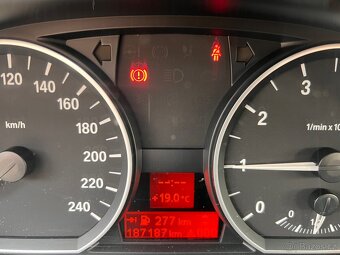 Bmw 1 třídvéřové 1,6 benzín - 12