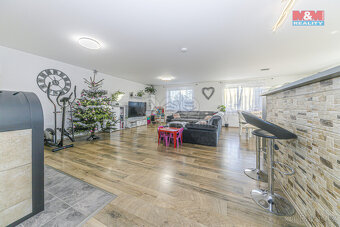 Prodej rodinného domu, 180 m², Štrampouch, pozemek 1636 m² - 12