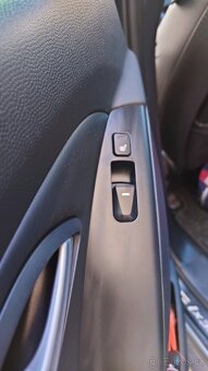 Prodám Hyundai ix35 2CRDI 4x4 automat - 12