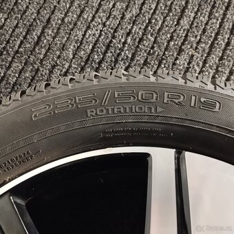 Kola na Volvo XC90 7,5Jx19H2 ET50,5 pneu Nokian 235/50R19 - 12