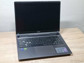 16"_MSI VECTOR GP68HX_i9-13950HX_RTX 4080 12GB - 12