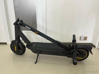 Elektrická koloběžka Ninebot KickScooter MAX G2 E by Segway - 12