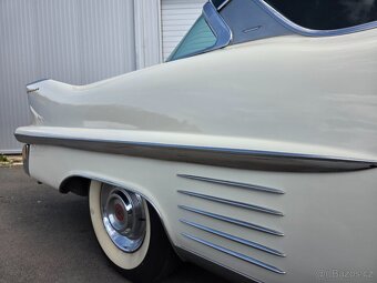 CADILLAC DEVILLE COUPE SERIES 62 1958 - 12
