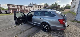 Škoda Superb, 2.0 TDi AUTOMAT - 12