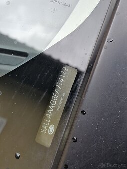 Land Rover Discovery4 / 3,0 SDV6 HSE /4x4 /CZ/NAVI - 12