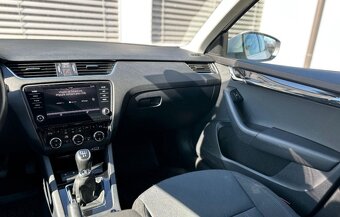 Škoda Octavia STYLE 1.6TDI 85KW - 12