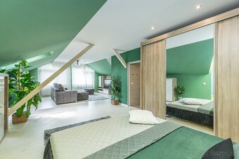 Prodám rodinný dům 9+3 Lysolaje, 502 m² - 12