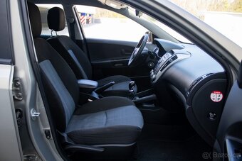 Kia Cee´d SW 1.6 CRDi - 12