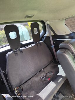 Prodám Citroen C-CROSSER 7mist - 12