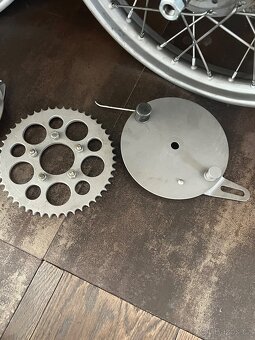 Prodám originál kola přední  a zadní Jawa 350 SV - předválka - 12