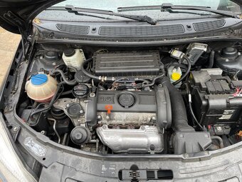 Škoda roomster 1.6i lpg poškozený motor - 12
