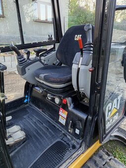 Super cena, prodám bagr CAT 302.2 D - 12