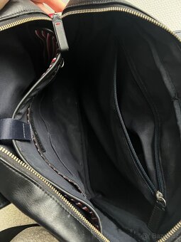 Tommy Hilfiger taška na notebook, messenger - 12