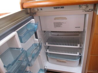 Prodám karavan Hobby 400 SF,model 2008 + mover, klima, stan. - 12