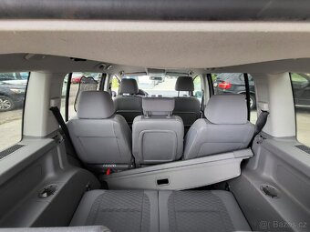 VW Touran facelift 1.9TDI, 77kw,nová STK.7 míst - 12