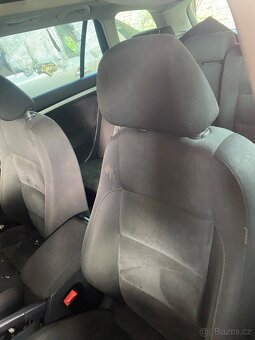 VW Golf6 combi barva LC9X - 12