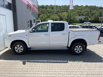 Toyota Hilux 2,5 D-4D  Double Cab Terra (2010) - 12
