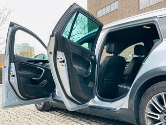 Opel Insignia 2.0CDTI 4x4 AUT VÝHŘEV KAMERA TAŽNÉ PLNÁ VÝBAV - 12