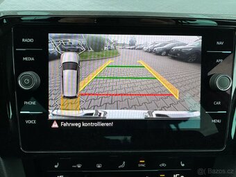 Volkswagen Passat 2.0TDI 110kw DSG/kamera/masáž/senzory - 12