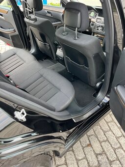 Mercedes-Benz E 220 CDI, Blue EFFICIENCY - 12