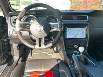 Ford Mustang Shelby GT 500 V8 SVT - 12