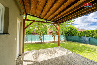 Pronájem rodinného domu, 158 m², Jenštejn, ul. Zlatnická - 12
