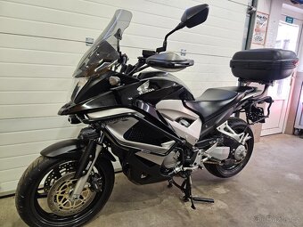 Honda VFR 800 VTEC Crossrunner - 12