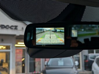 Ford Tourneo Custom TITANIUM 2.2TDCi 114kW 8 MÍST, KAMERA - 12