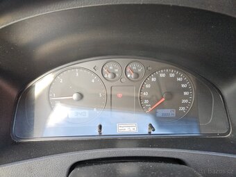VOLKSWAGEN TRANSPORTER T 5 1.9 TDI  75 kW - 12