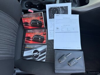 Opel Astra 1,4 i 103kW Cosmo Sports - 12