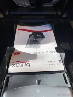 Autosedačka protisměr od narození do cca 4let - 12