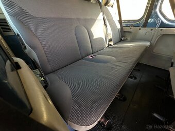 Opel Vivaro 2.0CDTI/84kW  9.Míst r.v.2010 - 12