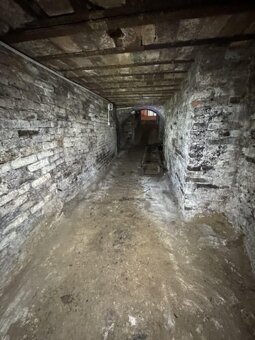 Prodej vinného sklepa - 12