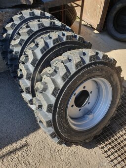 Kola UNC - Novotný- Locust - 12