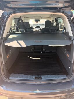 Ford Grand C-Max Titanium 1.6 benzin 110 KW - 12