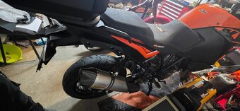 Ktm adventure 1090 - 12