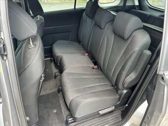 prodám Mazda 5 2.0 110kW 2014 99493km 7.míst - 12