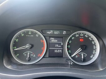 Škoda Fabia 2 1.4 16v 63 Kw sport - 12