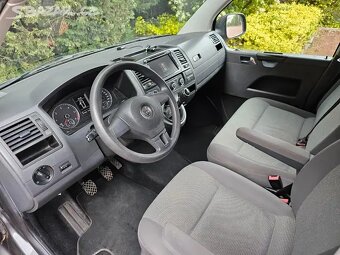 VW Caravelle Long 2.0 TDI 103kW,9.Míst,Tažné,Navi,Serviska. - 12