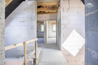 Prodej rodinného domu 5+k,  714 m2, Chlístov - 12
