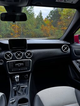 Mercedes Benz A 180 CDI - 12