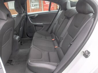 Volvo S60 ČR 2.4D5 169KW POLESTAR - 12