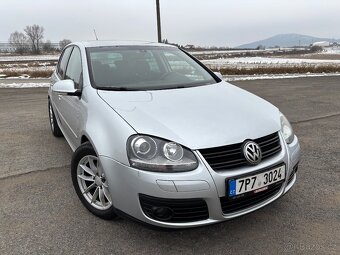 Volkswagen Golf 5 2.0TDI - 12